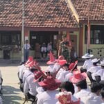 Siapkan Generasi Unggul, Babinsa Koramil Sepulu Beri Kuliah Wawasan Kebangsaan di MPLS SMKN 1