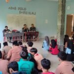 Cegah Perundungan Sejak Dini, Babinsa Koramil Geger Berikan Sosialisasi Bullying kepada Siswa Baru SMA AS-SHOFA
